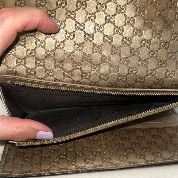 Gucci tan/gold metallic long leather wallet - Picture 12 of 16